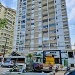 Sala Living Na Quadra Da Praia